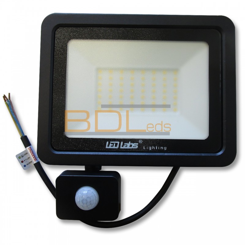 Projecteur LED 50W avec détecteur de mouvement Luceco