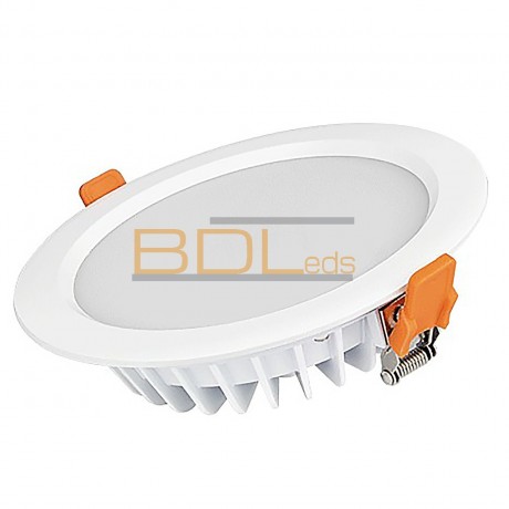 https://www.boulevard-des-leds.fr/1862-large_default/plafonnier-led-rgbctt-etanche-15w-fut069.jpg