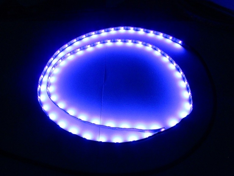 Ruban LED UV 395 nm USB 5 Volts, lumière noire en version nomade