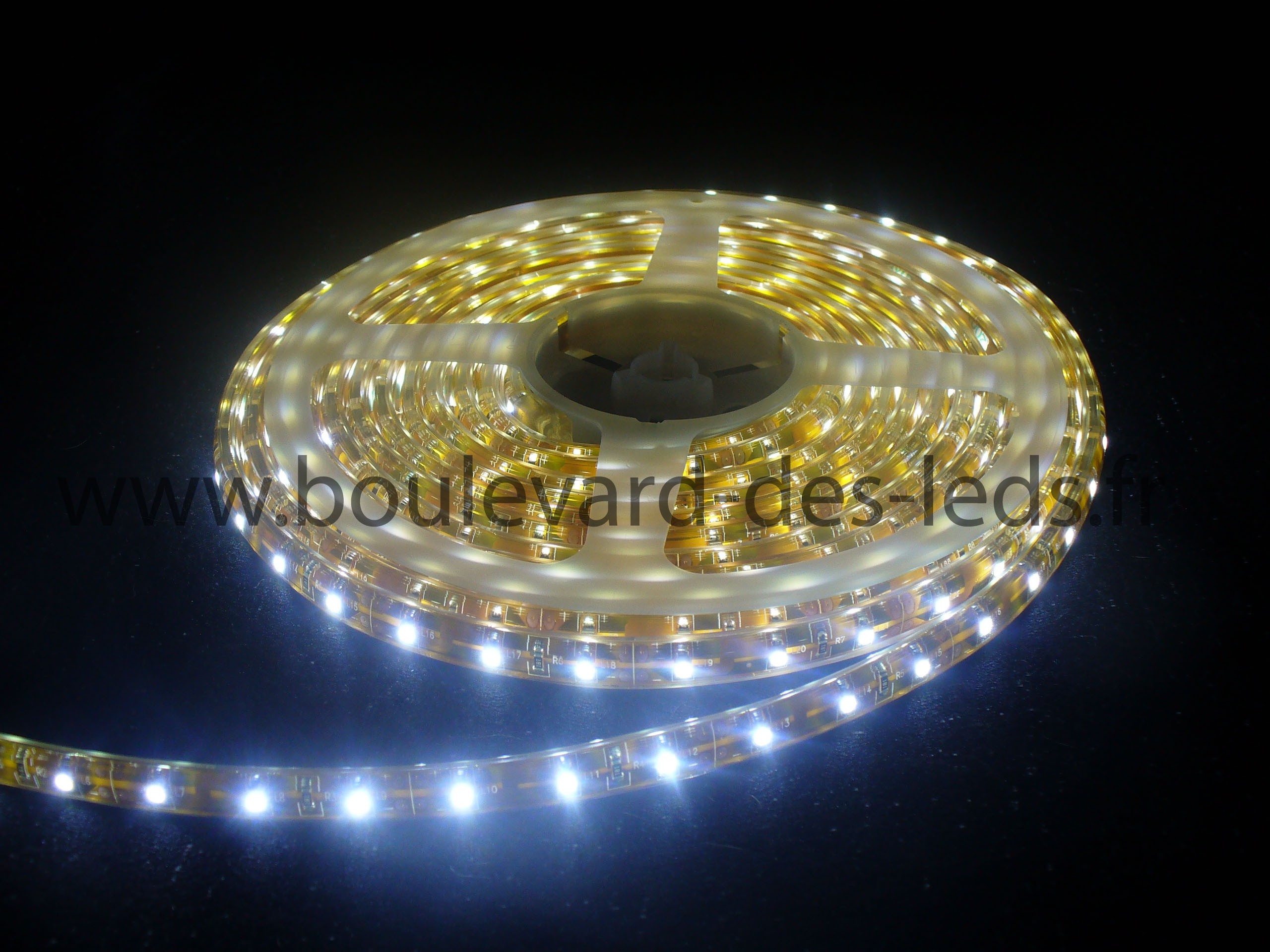 strip LED qualité pro 802/5# ruban LED 3528 Blanc chaud 300 LED bobine 5m 
