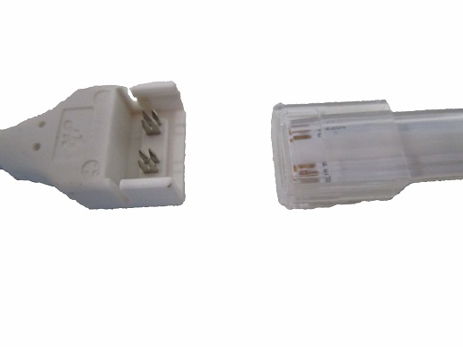 Mise en place du gabarit en plastique pour préparer la connectique avec le bande LED